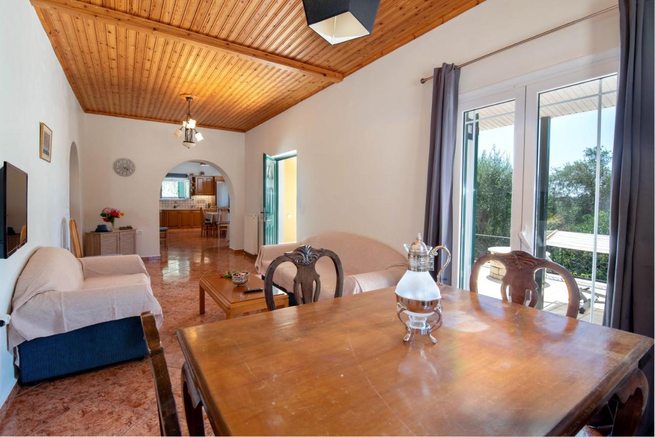 Villa Raxi Fountana Екстериор снимка